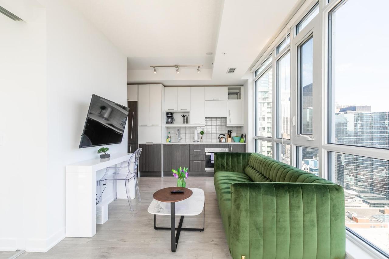 Luxury 2 Bedroom In The Heart Of Entertainment District W/ Cn Tower View Toronto Extérieur photo
