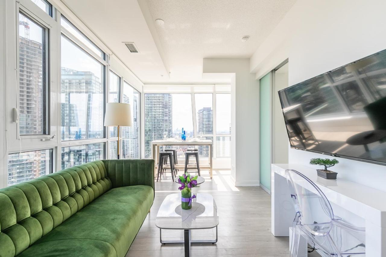 Luxury 2 Bedroom In The Heart Of Entertainment District W/ Cn Tower View Toronto Extérieur photo