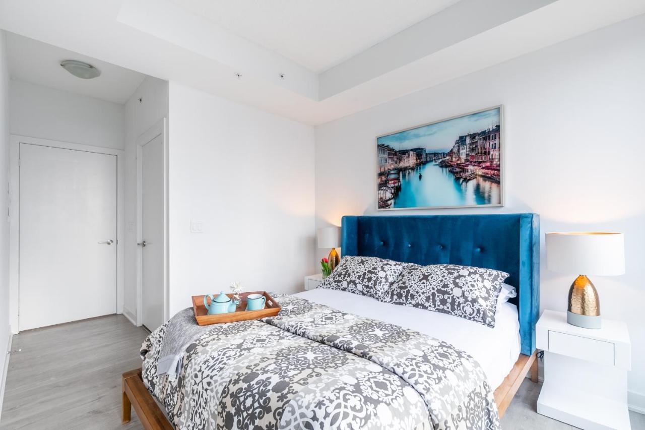 Luxury 2 Bedroom In The Heart Of Entertainment District W/ Cn Tower View Toronto Extérieur photo