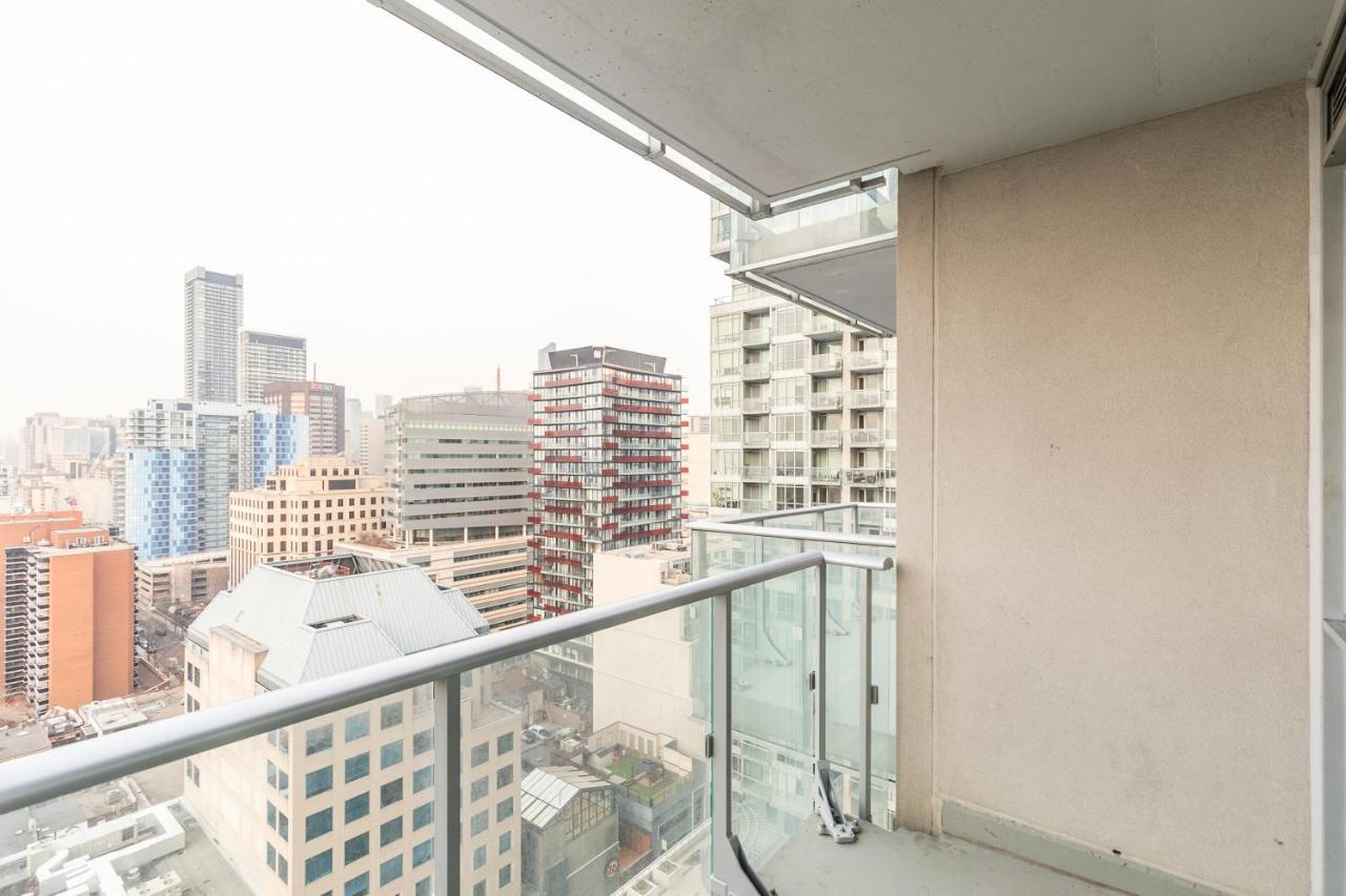 Luxury 2 Bedroom In The Heart Of Entertainment District W/ Cn Tower View Toronto Extérieur photo