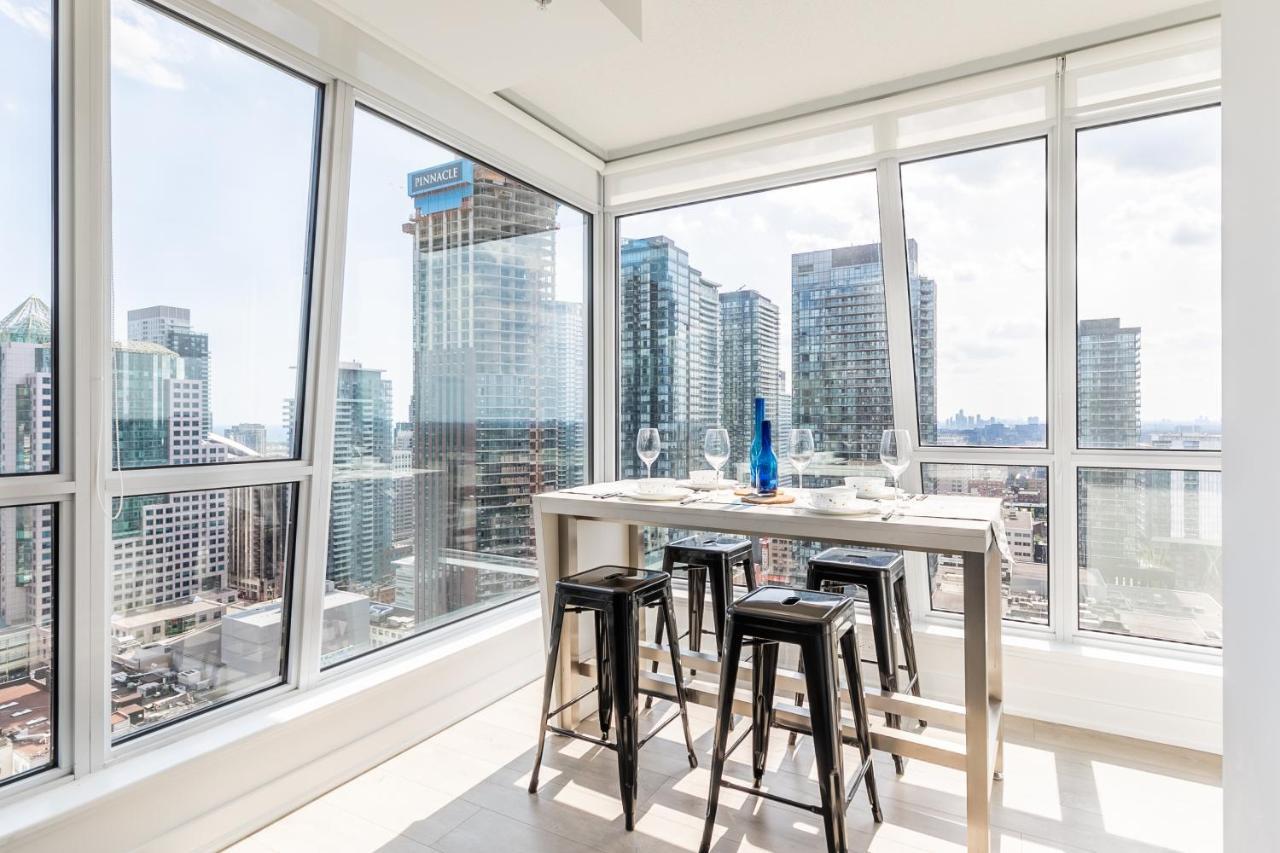 Luxury 2 Bedroom In The Heart Of Entertainment District W/ Cn Tower View Toronto Extérieur photo